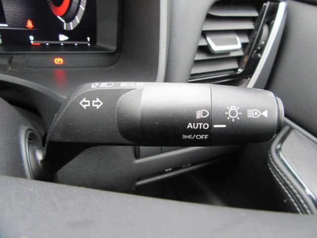 エクストレイル Ｘ　ｅ－４ＯＲＣＥ　エマブレ　シートヒター　ＵＳＢ　レーンキープアシスト　前後ソナー　アダプティブクルーズコントロール　ＥＴＣ２．０　バックモニター　ＡＣ１００Ｖ　ＬＥＤヘッドライト　ルーフレール　インテリジェントキー（19枚目）