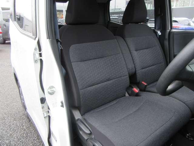 サクラ Ｘ　電動ミラー　ＢＴ接続　アラウンドヴューモニター　オートハイビーム　地デジ　運転席エアバック　パーキングセンサー　ＥＳＣ　ＡＡＣ　衝突安全ボディ　寒冷地仕様　ベンチシート　ＬＥＤヘッドランプ　試乗車（15枚目）