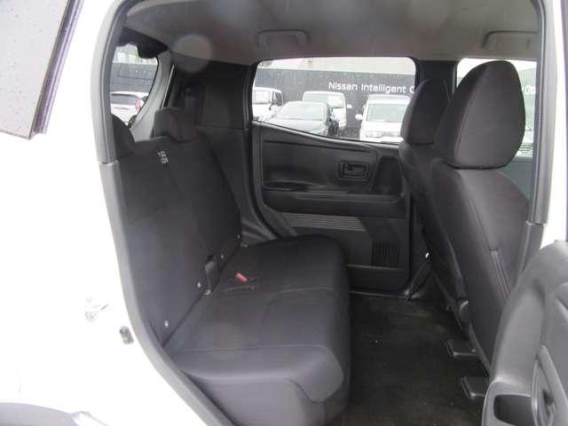 サクラ Ｘ　電動ミラー　ＢＴ接続　アラウンドヴューモニター　オートハイビーム　地デジ　運転席エアバック　パーキングセンサー　ＥＳＣ　ＡＡＣ　衝突安全ボディ　寒冷地仕様　ベンチシート　ＬＥＤヘッドランプ　試乗車（17枚目）