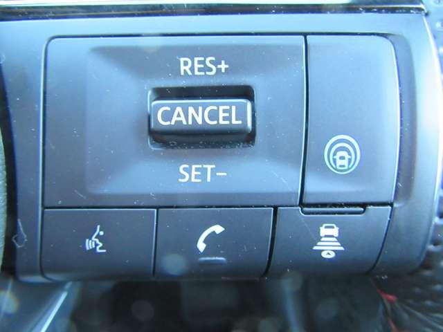 オーラ ＮＩＳＭＯ　カーテンエアバッグ　地上デジタル　エマブレ　横滑り防止装置　Ａライト　寒冷地　ＥＴＣ２．０　ＵＳＢ接続　インテリキー　車線逸脱警報　オートマチックハイビーム　キーフリーシステム　ダブルエアバック（12枚目）