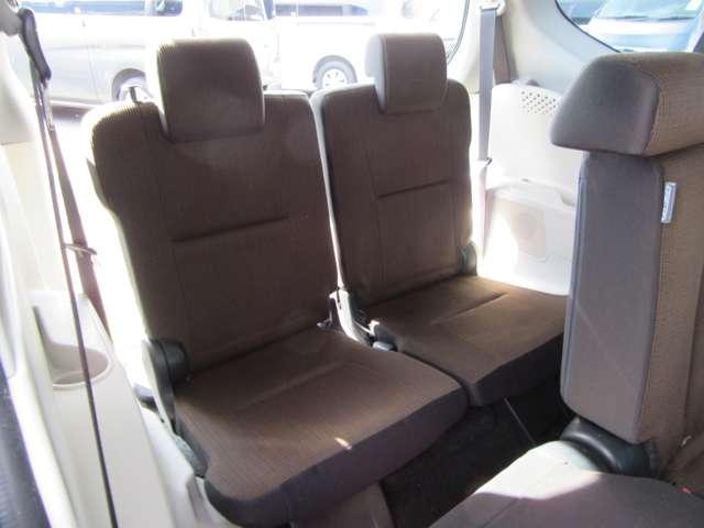 シエンタ 1.5 G アイドリング キーレスエントリー 助手席エアバック セキュリティアラーム エアコン エアバック ABS付 3列 パワーウィンド パワステ 左右自動ドア(17枚目)