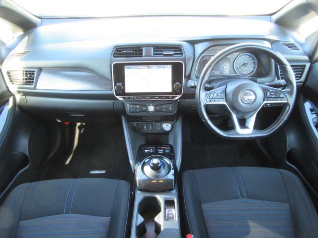 リーフ ｅ＋　Ｘ　Ｂｌｕｅｔｏｏｔｈオーディオ　オートハイビーム　コーナーセンサー　シートヒーター　２．０ＥＴＣ　ＵＳＢ　ＬＥＤライト　アダプティブクルーズコントロール　インテリキー　バックカメラ　点検記録簿　ナビＴＶ（4枚目）