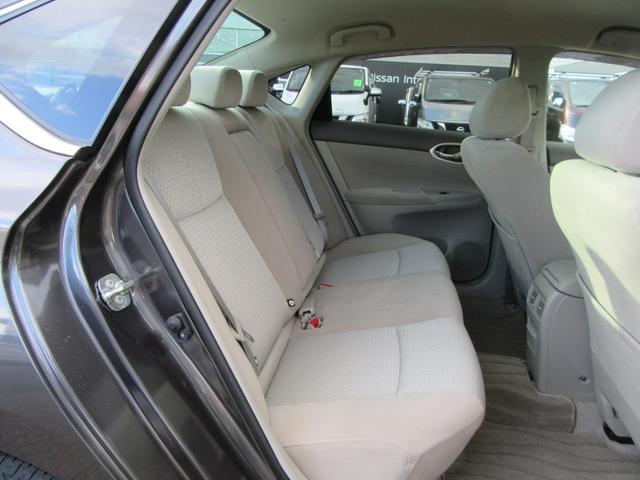 ���C�h�ۏ؂P�N�t�i���Ԓ����s�����������j�A���[�Ԍ�͂P�����܂��͂P�C�O�O�O�����_���������Ŏ󂯂��܂�