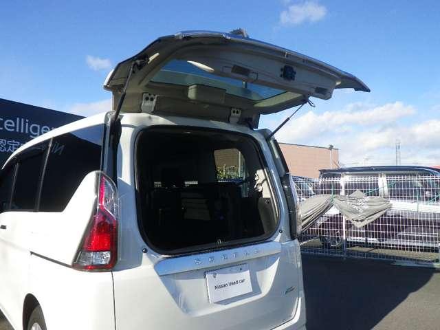 X Vセレクション CDチューナー エマージェンシーブレーキ 車線逸脱防止 踏み間違え防止 アラウンドビューモニター パーキングサポート サイド・カーテンエアバック アイドリングストップ インテリジェントキー(17枚目)