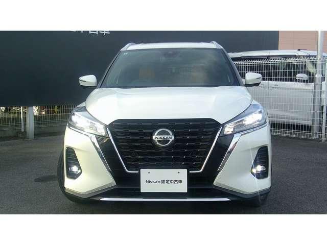 キックス １．２ＸツートーンインテリアエディションナビＭＭ３２１Ｄ－Ｌ　エマージェンシーＢ　アラウンドモニター　ＬＥＤ　エアコン　ドラレコ　スマートキー　ＥＴＣ　メモリーナビ　サイドエアバック　ＡＷ　キーレス　寒冷地仕様　ワンセグＴＶ　ナビＴＶ　ＡＢＳ　パワーウィンドウ（7枚目）