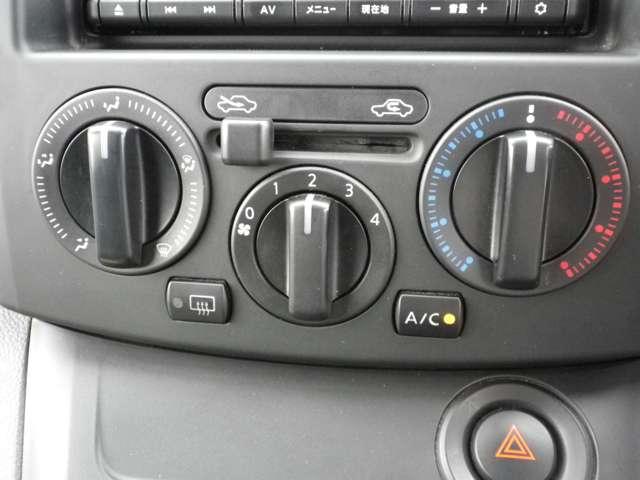 ＮＶ２００バネットバン １．６　ＤＸ　４ＷＤ　フルタイム４ＷＤ　メモリーナビＭＪ１１９Ｄ－Ａ　ド　フルタイム４ＷＤ　Ｂカメラ　助手席エアバック　運転席エアバック　ＥＴＣ付　パワーステアリング　パワーウインドー　ドライブレコーダー　リモコンキー　ＡＢＳ　エアコン　メモリーナビ　衝突軽減（18枚目）