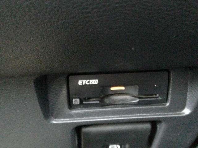 オーラ 1.2 NISMO レカロスポーツシート メーカーOPナビ カーテンエアバッグ エマブレ インテリキー ETC 車線逸脱警報 ワンセグ キーフリーシステム ダブルエアバック アルミホイール 運転席エアバッグ メモリーナビ アイドリングストップ ナビTV ABS(5枚目)