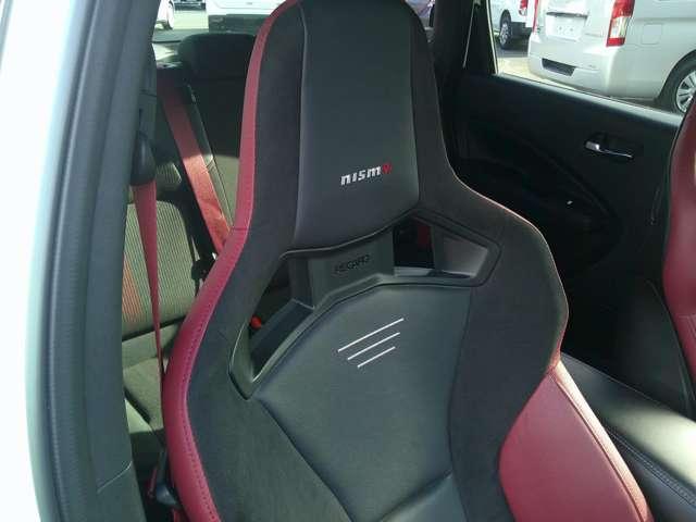 オーラ 1.2 NISMO レカロスポーツシート メーカーOPナビ カーテンエアバッグ エマブレ インテリキー ETC 車線逸脱警報 ワンセグ キーフリーシステム ダブルエアバック アルミホイール 運転席エアバッグ メモリーナビ アイドリングストップ ナビTV ABS(11枚目)