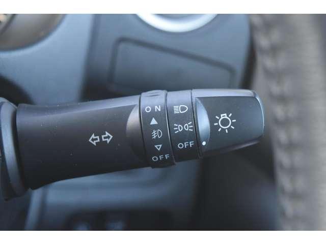 デイズルークス 660 ハイウェイスターX Vセレクション +SafetyII メモリーナビMP314D-W エマブレ マルチビュー ナビTV インテリジェントキー サイドエアバッグ エアコン ETC ABS アイドリングスト パワステ パワーウィンド エアバック メモリーナビ アルミホイル 助手席エアバッグ PSドア(14枚目)