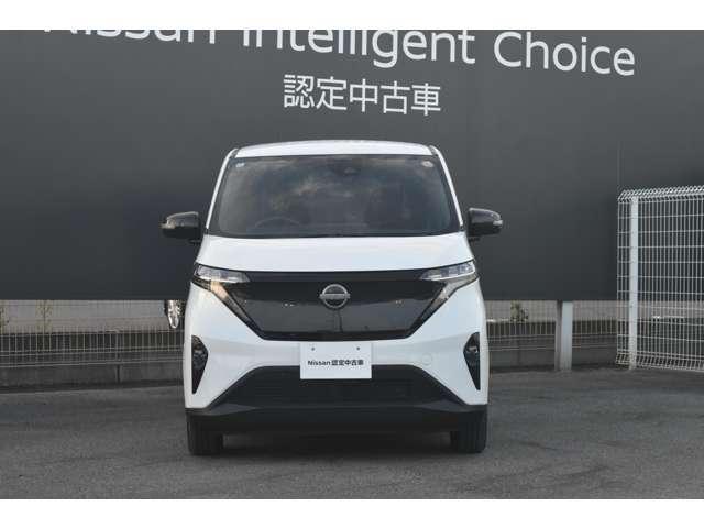 サクラ G メーカーナビ ETC2.0 ドラレコ前・イン アラウンドビュ 踏み間違い防止アシスト 寒冷地仕様 LEDヘッドランプ スマートキー LDW 盗難防止システム オートエアコン ETC バックカメラ ドライブレコーダー ABS ナビTV キーフリー(56枚目)