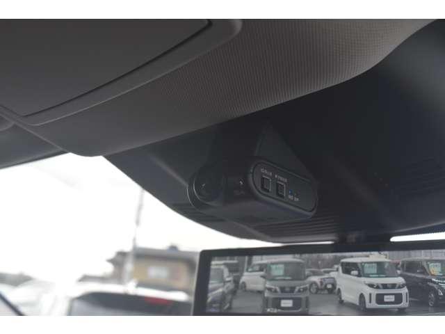 エクストレイル 1.5 X e-4ORCE 90周年記念車 4WD メーカーナビ プロパイロット ETC2.0 LEDヘッド 衝突被害軽減ブレーキ 4WD 寒冷地仕様 ETC インテリキー 全周囲モニター(13枚目)