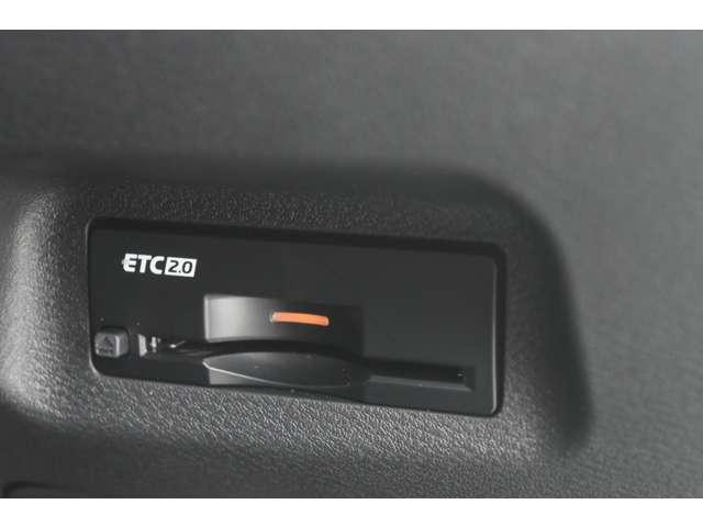 エクストレイル 1.5 X e-4ORCE 90周年記念車 4WD メーカーナビ プロパイロット ETC2.0 LEDヘッド 衝突被害軽減ブレーキ 4WD 寒冷地仕様 ETC インテリキー 全周囲モニター(19枚目)