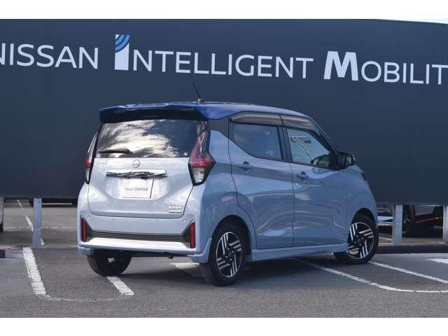 デイズ ６６０　ハイウェイスターＸ　メモリーナビ　ＭＭ２２３Ｄ－Ｌ　ＥＴＣ２．０　ブレーキサポート　全周囲カメラ　ＬＥＤ　ドライブレコーダー　イモビライザー　インテリジェントキー　ＥＴＣ　レーンキープ　バックカメラ　ナビＴＶ　アイドリングストップ　オートエアコン　デュアルエアバッグ（2枚目）