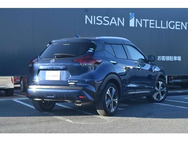 キックス １．２　Ｘ　（ｅ－ＰＯＷＥＲ）　メモリーナビＭＭ３２０Ｄ－Ｌ　ＥＴＣ２．０　ドラレコ前後　ナビ＆ＴＶ　追従クルコン　スマートキー　ＬＥＤヘッド　レーンアシスト　パワーステアリング　ドライブレコーダー　ＥＴＣ　メモリーナビ　サイドエアバッグ　アルミ　ＡＡＣ　キーレス　Ｉストップ　ＡＢＳ（2枚目）