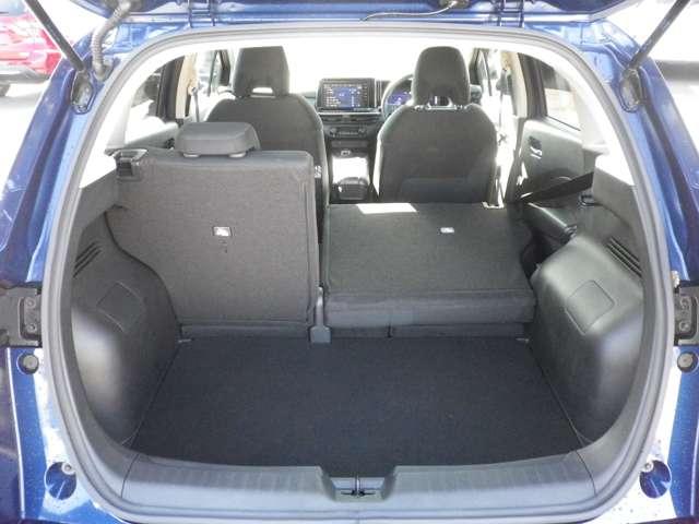 ノート １．２　Ｘ　メモリーナビＭＭ２２３Ｄ－Ｌ　ドラレコ前・イン　ＥＴ　リアカメラ　衝突被害軽減ブレ－キ　全方位カメラ　ＥＴＣ付　ＬＥＤヘッドライト　レーンアシスト　インテリジェントキー　ドラレコ　ワンセグＴＶ　ＴＶナビ　サイドカーテンエアバック　サイドカメラ　試乗車ＵＰ（12枚目）