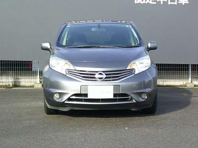 ノート 1.2 X カーナビ セキュリティーアラーム キーレス 運転席助手席エアバッグ バックカメラ エアコン パワーウィンドウ パワーステアリング ABS メモリーナビ 運転席エアバック A-STOP(10枚目)