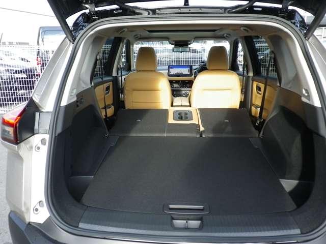 エクストレイル １．５　Ｇ　ｅ－４ＯＲＣＥ　４ＷＤ　ガラスルーフ　試乗車　パークアシスト　寒冷地仕様　ＬＥＤヘッドランプ　ナビＴＶ　スマートキー　レーダークルーズ　ＬＫＡ　キーフリー　ＥＴＣ　４ＷＤ　アルミホイール　メモリーナビ　ドライブレコーダー（14枚目）