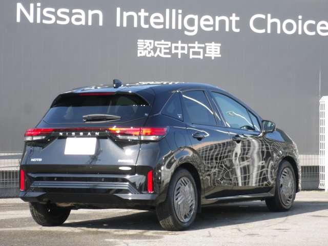 ノート 1.2 X メモリーナビMM223D-L ドラレコ前 リアカメラ 衝突被害軽減ブレ-キ 全方位カメラ ETC付 LEDヘッドライト インテリジェントキー ドラレコ ワンセグTV TVナビ サイドカーテンエアバック サイドカメラ メモリーナビ キーレス(2枚目)