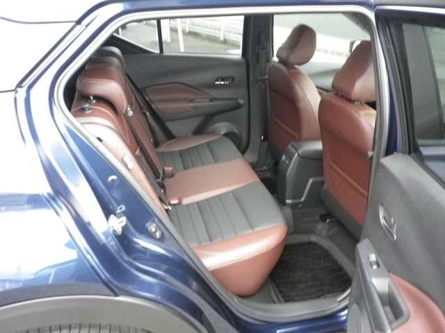 キックス １．２　Ｘ　ツートーンインテリアエディションＭＭ３２３Ｄ－Ｌ　レーダークルーズ　被害軽減ブレーキ　ＬＥＤヘッドライト　アラウンドビューモニター　インテリジェントキー　ドラレコ　ＥＴＣ　メモリ－ナビ　エアコン　パワステ　キーレス　パワーウィンドウ　ＡＢＳ　試乗車（9枚目）