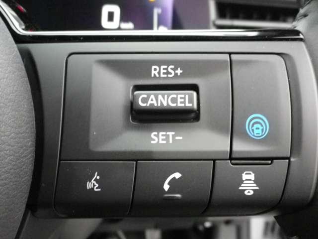 ノート １．２　Ｘ　プロパイロット　ＭＭ２３３Ｄ－Ｌ　リアカメラ　衝突被害軽減ブレ－キ　全方位カメラ　ＥＴＣ付　ＬＥＤヘッドライト　レーダークルーズ　レーンアシスト　インテリジェントキー　ドラレコ　盗難防止システム　ワンセグＴＶ　ＴＶナビ　サイドカメラ（16枚目）