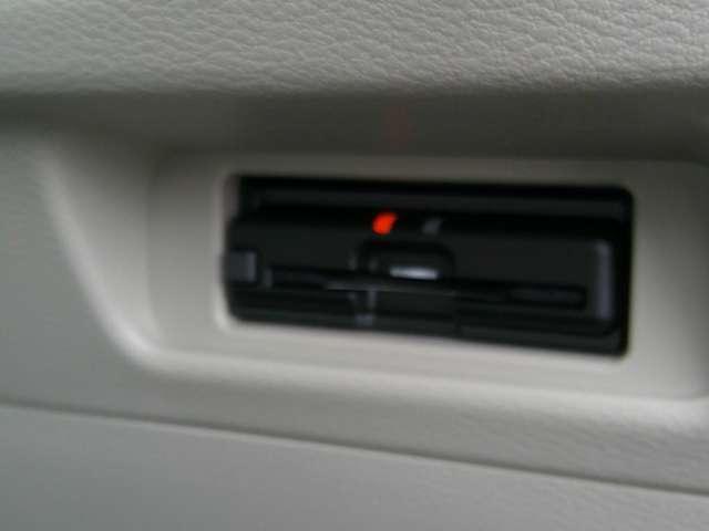 ルークス ６６０　Ｓ　メモリーナビＭＭ２２３Ｄ－Ｌ　バックモニター　ドラ　ワンセグＴＶ　衝突被害軽減装置　メモリナビ　アイドリングストップ車　ドラレコ　カーテンエアバッグ　車線逸脱防止　ＥＴＣ　キーレスエントリーキー　Ｗエアバッグ　ＬＥＤライト　バックモニター　エアコン（9枚目）