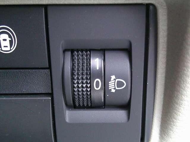 ルークス ６６０　Ｓ　メモリーナビＭＭ２２３Ｄ－Ｌ　バックモニター　ドラ　ワンセグＴＶ　衝突被害軽減装置　メモリナビ　アイドリングストップ車　ドラレコ　カーテンエアバッグ　車線逸脱防止　ＥＴＣ　キーレスエントリーキー　Ｗエアバッグ　ＬＥＤライト　バックモニター　エアコン（16枚目）