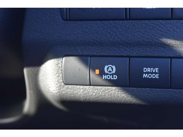 �d���p�[�L���O�ŊȒP�����I�[�g�z�[���h�ŐM���҂��̎��u���[�L����i�ێ��j���Ԃɂ��C����