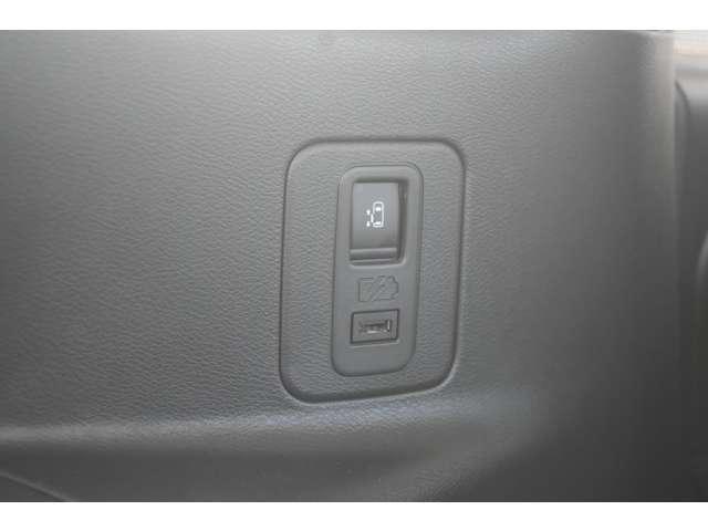 セレナ 1.2 e-POWER G メモリーナビMM320D-L バックカメラ ETC2.0 インテリキー オートエアコン レーンキープアシスト 両側パワースライドドア バックカメラ アルミホイール ETC ドライブレコーダー オートクルーズコントロール 衝突被害軽減ブレーキ(48枚目)