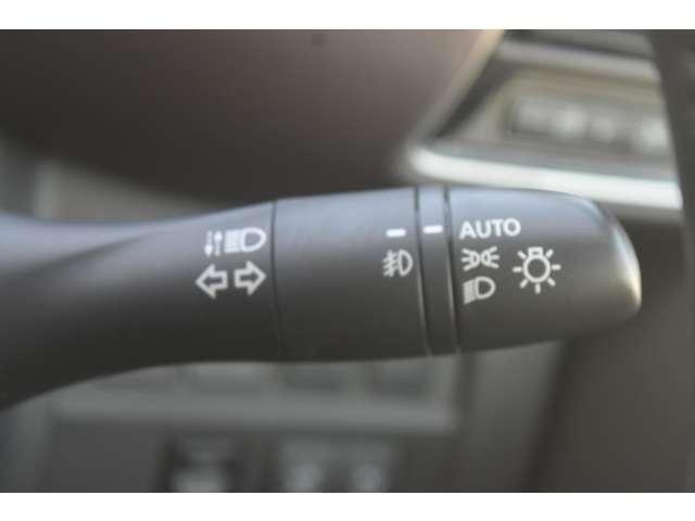 セレナ 1.2 e-POWER G メモリーナビMM320D-L バックカメラ ETC2.0 インテリキー オートエアコン レーンキープアシスト 両側パワースライドドア バックカメラ アルミホイール ETC ドライブレコーダー オートクルーズコントロール 衝突被害軽減ブレーキ(50枚目)