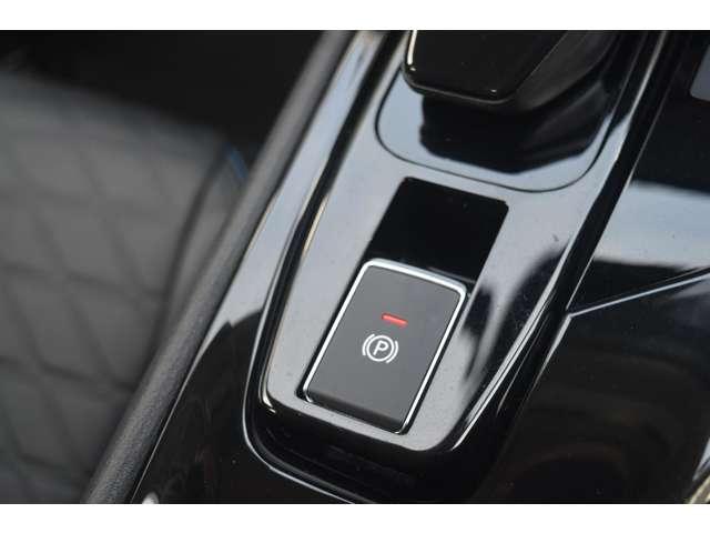 ノート １．２　ＡＵＴＥＣＨ　クロスオーバー　メーカーナビ　全方位モニター　スマートキ　踏み間違い衝突防止アシスト　３６０°カメラ　ＬＤＡ　アダクティブクルーズ　ＬＥＤヘッドランプ　ドライブレコーダー　バックカメラ　フルオートエアコン　アルミホイール　メモリーナビ　ＡＢＳ（27枚目）