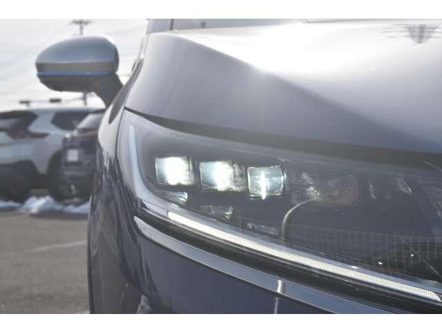 ノート １．２　ＡＵＴＥＣＨ　クロスオーバー　メーカーナビ　全方位モニター　スマートキ　踏み間違い衝突防止アシスト　３６０°カメラ　ＬＤＡ　アダクティブクルーズ　ＬＥＤヘッドランプ　ドライブレコーダー　バックカメラ　フルオートエアコン　アルミホイール　メモリーナビ　ＡＢＳ（35枚目）