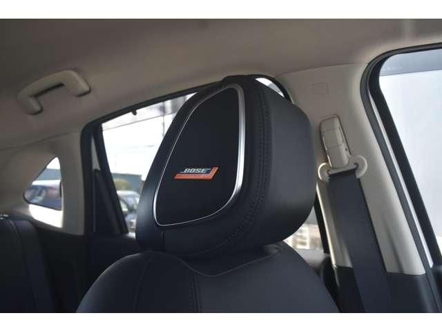 オーラ １．２　Ｇ　ＦＯＵＲ　レザーエディション　４ＷＤ　メーカーナビ　ＢＯＳＥスピーカー　プロパイロッ　革　アラウンドビュー　アダプティブクルーズ　地デジ　シ－トヒ－タ－　ＬＫＡ　インテリキー　アルミ　盗難警報器　ＬＥＤヘッドライト　バックモニター　ＥＴＣ（10枚目）