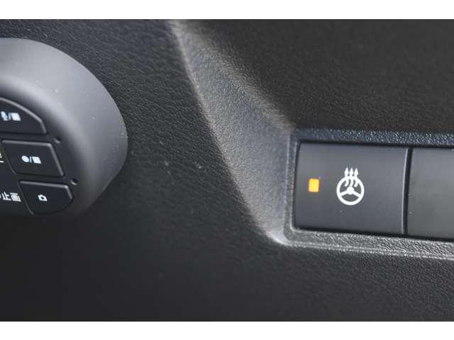 オーラ １．２　Ｇ　ＦＯＵＲ　レザーエディション　４ＷＤ　メーカーナビ　ＢＯＳＥスピーカー　プロパイロッ　革　アラウンドビュー　アダプティブクルーズ　地デジ　シ－トヒ－タ－　ＬＫＡ　インテリキー　アルミ　盗難警報器　ＬＥＤヘッドライト　バックモニター　ＥＴＣ（15枚目）