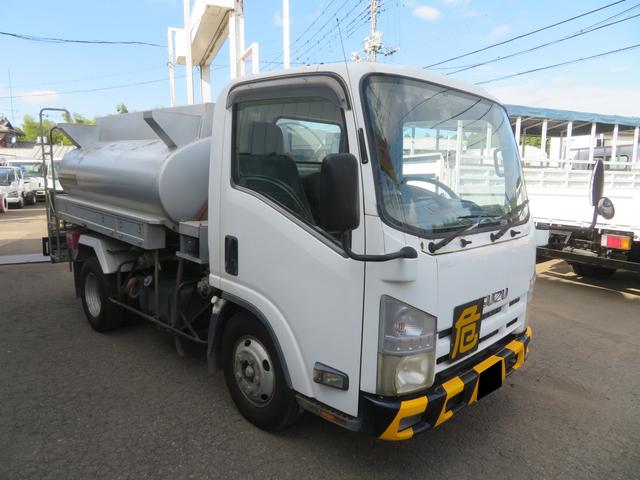 エルフトラック タンクローリー車　２室タンク　消防書類完備（2枚目）