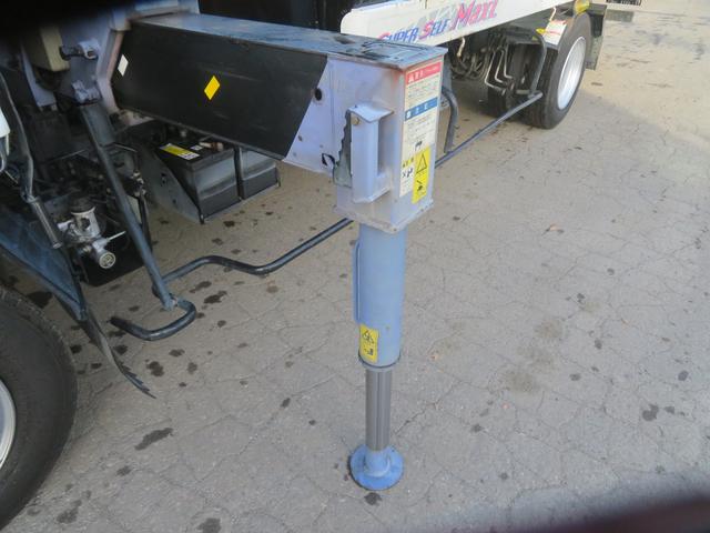 エルフトラック ４段ラジコンクレーンセ－フティーローダー（13枚目）