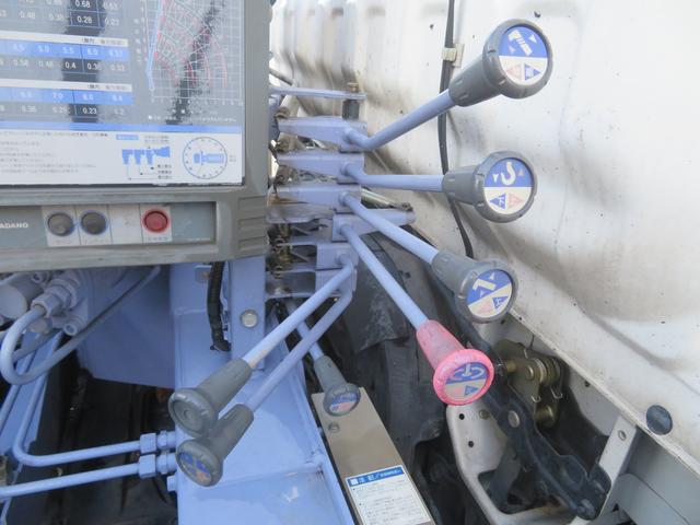 エルフトラック ４段ラジコンクレーンセ－フティーローダー（27枚目）