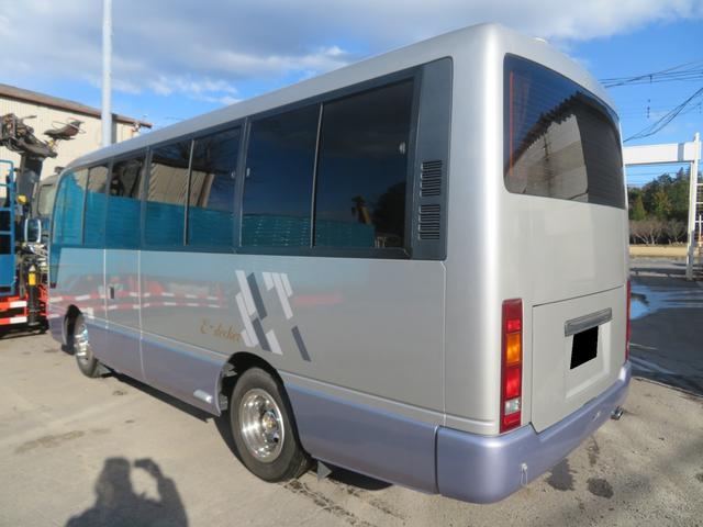 シビリアンバス キャンピング　ＲＶ・ビックフット社製　Ｅデッカー（4枚目）