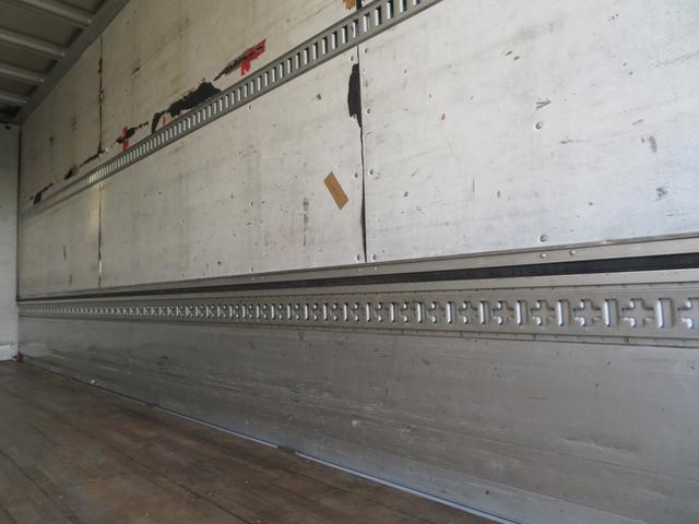 ファイター 日本トレクス　ウィング　６２００ボディ（12枚目）