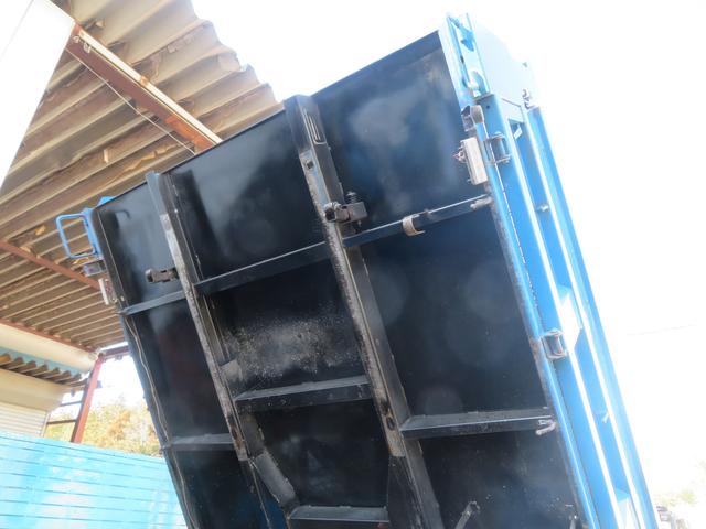 エルフトラック 小型登録　土砂禁ダンプ　積載３０００Ｋｇ（22枚目）