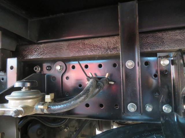 エルフトラック 小型登録　土砂禁ダンプ　積載３０００Ｋｇ（30枚目）