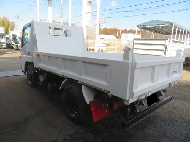 キャンター 小型登録　極東ダンプ　積載３０００Ｋｇ（4枚目）