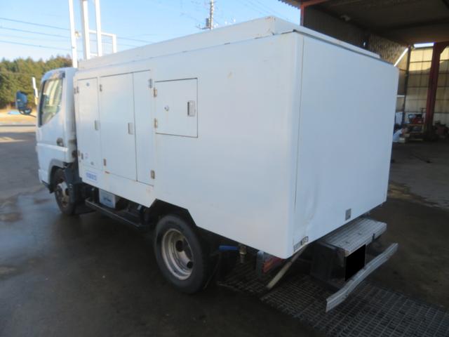 キャンターガッツ シンショー　高圧洗浄車　９ＭＰａ（4枚目）