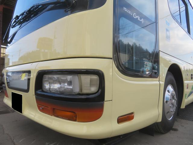 ガーラ 観光バス　４２人乗り　貫通トランク（44枚目）