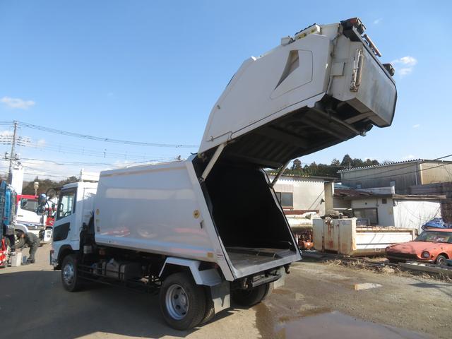 コンドル 　塵芥車　増ｔ１０立米プレスパッカー車（18枚目）