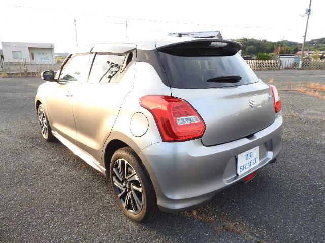 スイフト RS カーテンエアバック ABS フル装備 ナビ 地デジ CD LEDヘッド フォグ Aライト 16アルミ Lクルーズ Cソナー Pガラス ドアバイザー Bスタート Dセンサーブレーキ 5速マニュアル(6枚目)