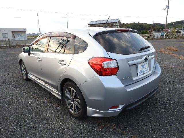 インプレッサスポーツ １．６ｉ－Ｓ　Ｗエアバック　ＡＢＳ　フル装備　ナビ　地デジ　Ｂカメラ　キセノン　フォグ　１６アルミ　ＥＴＣ　Ｈレザー　パドルシフト　Ｐガラス　ドアバイザー　スマートキー　Ｂスタート　イモビ　Ｆタイム４ＷＤ（6枚目）