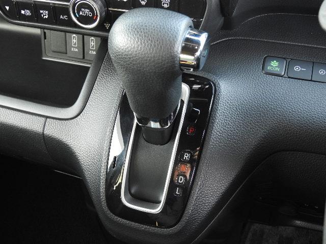 Ｎ－ＢＯＸカスタム Ｇ・Ｌホンダセンシング　カーテンエアバック　ＡＢＳ　フル装備　ナビ　地デジ　Ｂカメラ　ドラレコ　ＬＥＤヘッド　フォグ　１４アルミ　ＥＴＣ　片側自動ドア　Ｌクルーズ　Ｐガラス　バイザー　スマートキー　Ｉストップ　Ｈセンシング（12枚目）