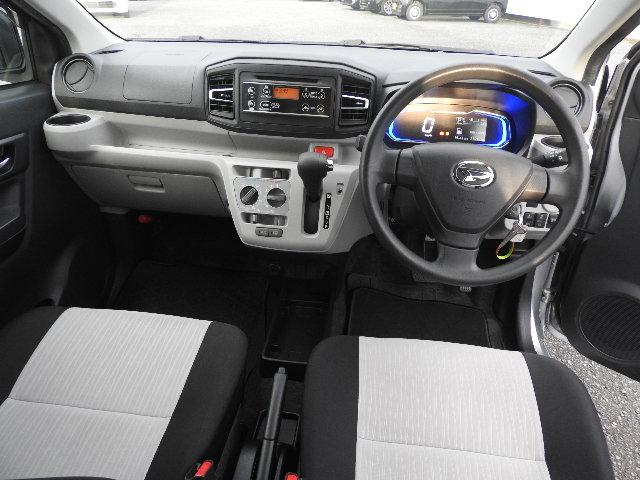 ミライース Ｘ　ＳＡＩＩＩ　Ｗエアバック　ＡＢＳ　フル装備　ＣＤオーディオ　ＬＥＤヘッド　Ａライト　Ｃソナー　Ｐガラス　ドアバイザー　キーレス　Ｉストップ　スマアシＩＩＩ（9枚目）