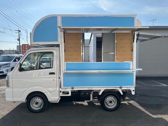 ＮＴ１００クリッパートラック ＤＸ　ＮＴ１００クリッパー　移動販売車　キッチンカー　ＡＴ車　跳ね上げ扉　換気扇　販売窓２か所　ＬＥＤ照明　ドアストッパー　２層シンク１００Ｌタンク２個　排水小窓　４ナンバー　８ナンバー変更可能（25枚目）