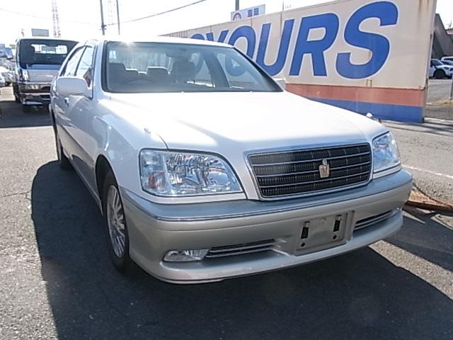 クラウン ロイヤルエクストラFourリミテッド 記録簿 4WD ナビ HID AT キーレスエントリー 電動格納ミラー パワーシート CD カセット 衝突安全ボディ ABS エアコン パワーステアリング 禁煙車(2枚目)